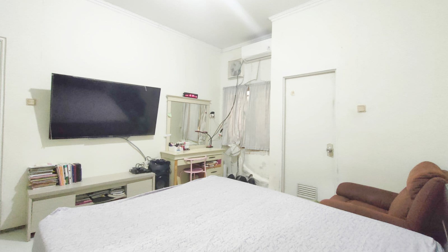 Rumah rapi di gading serpong sektor 1A