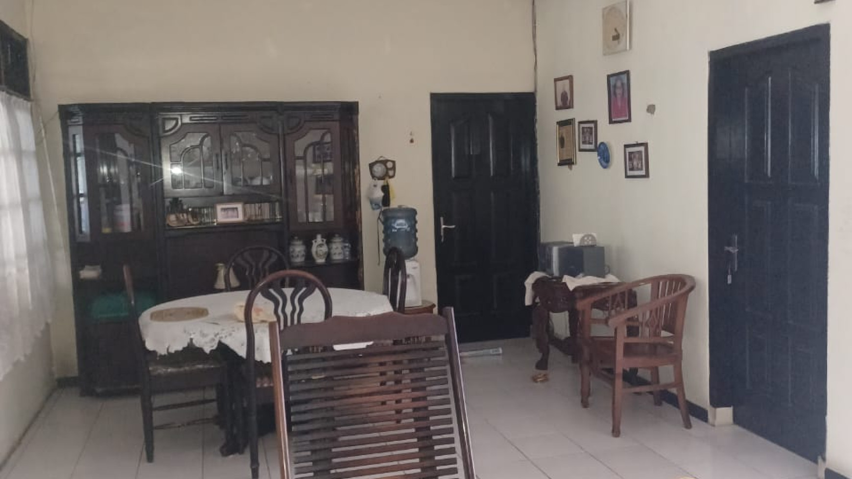 Dijual Rumah di Tomang 