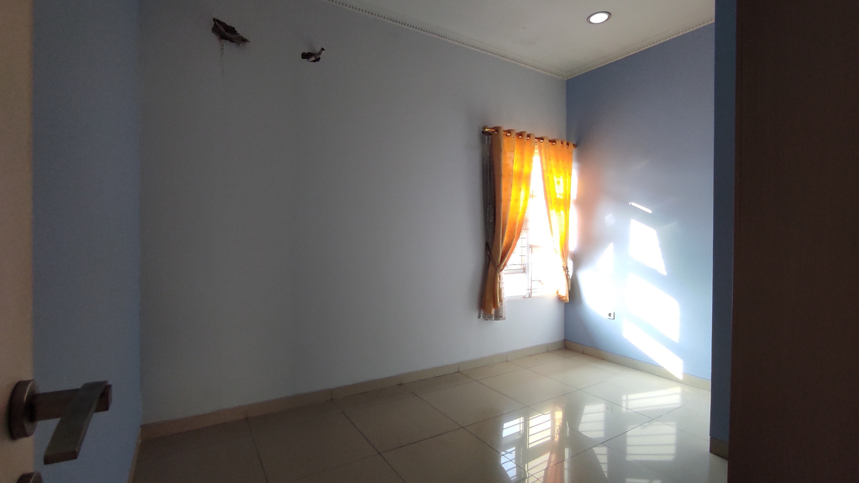 Dijual Rumah Siap Huni di Romantic Sunset, Grand Wisata, Bekasi