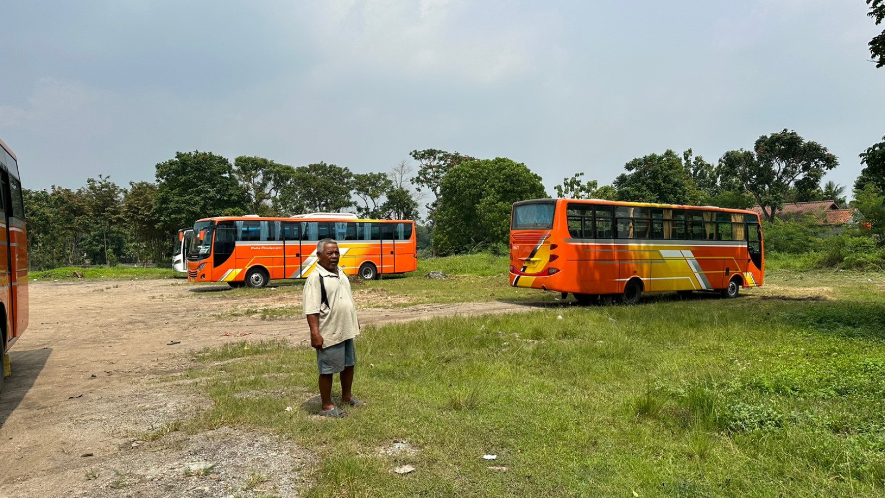 Dijual Tanah Komersial Luas 10.220m di daerah Cibarusah Bekasi Jawa Barat.