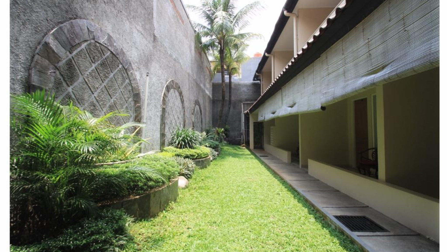 Rumah Mewah di Pejaten, Jakarta Selatan