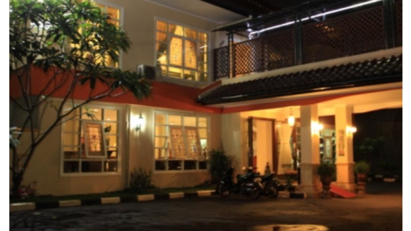 Rumah Mewah di Pejaten, Jakarta Selatan