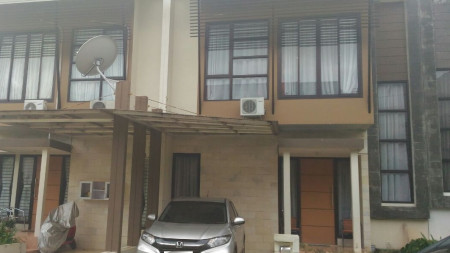 Rumah dalam cluster,bagus di Bintaro Jaya 9