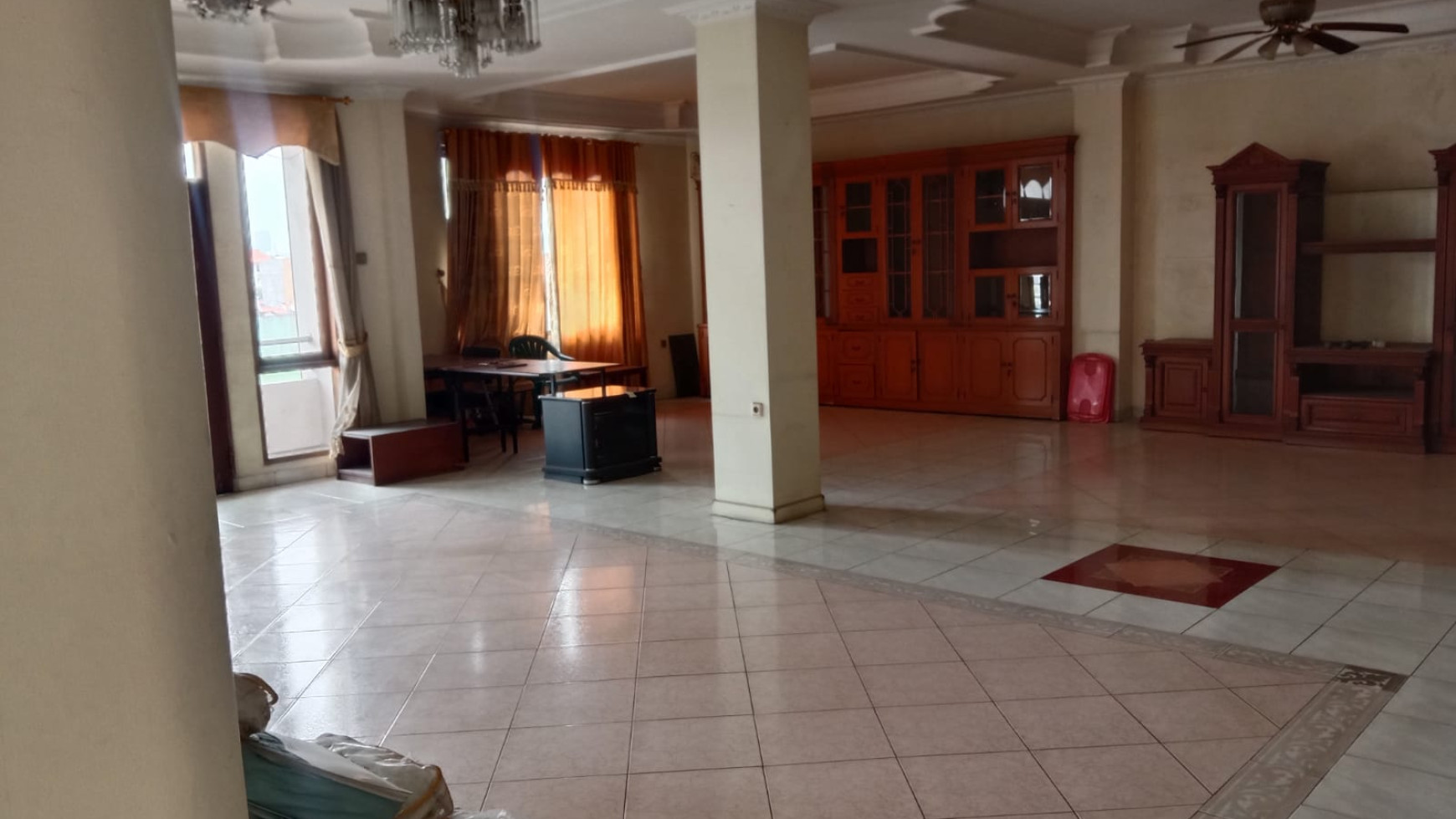 Dijual Cepat Gedung di Jalan Panti Asuhan, Otista, Jatinegara, Jakarta Timur