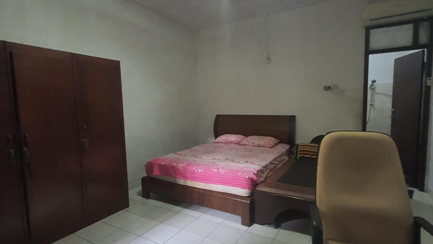 Rumah Bagus Di Jl Damai Raya, Petukangan, Jakarta Selatan