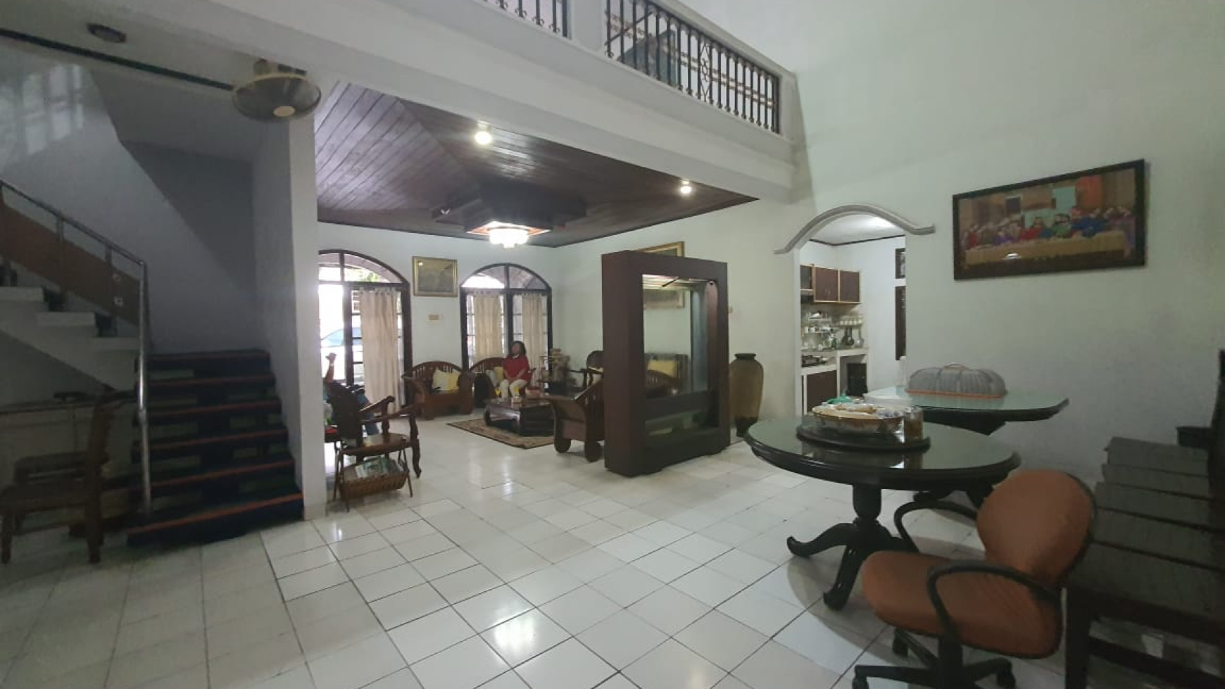 Rumah Bagus Di Jl Damai Raya, Petukangan, Jakarta Selatan