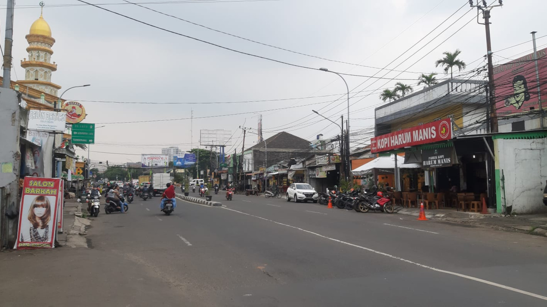 Rumah Bagus Strategis Cocok Buat Usaha Di Jl Raden Saleh, Karang Tengah, Tangerang