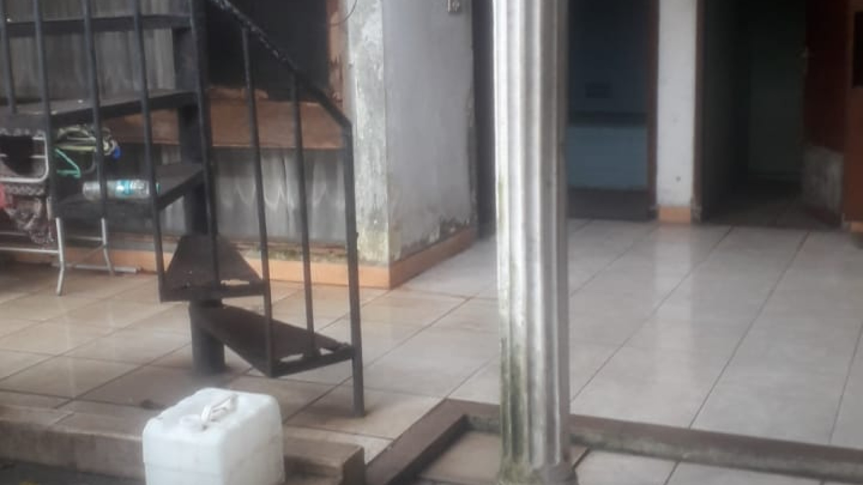 Dijual Rumah Tua Hitung Tanah