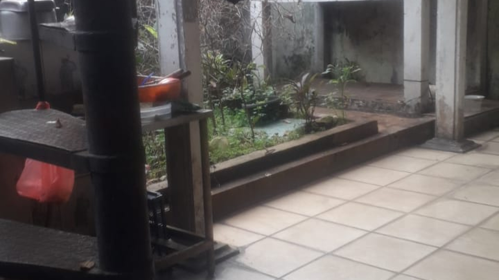 Dijual Rumah Tua Hitung Tanah