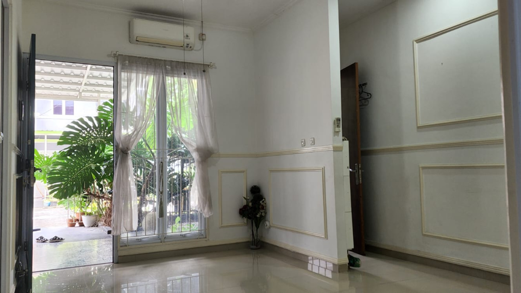 Rumah Siap Huni Dalam Cluster dan Strategis @D'Leaf Permata Bintaro