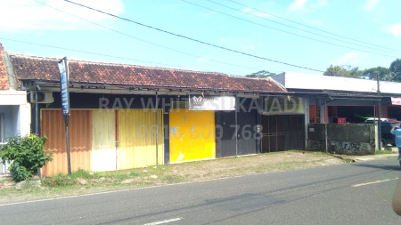 Dijual Kantor (Rumah Tinggal) di Jalan Raya Cinagen Kabupaten Sukabumi