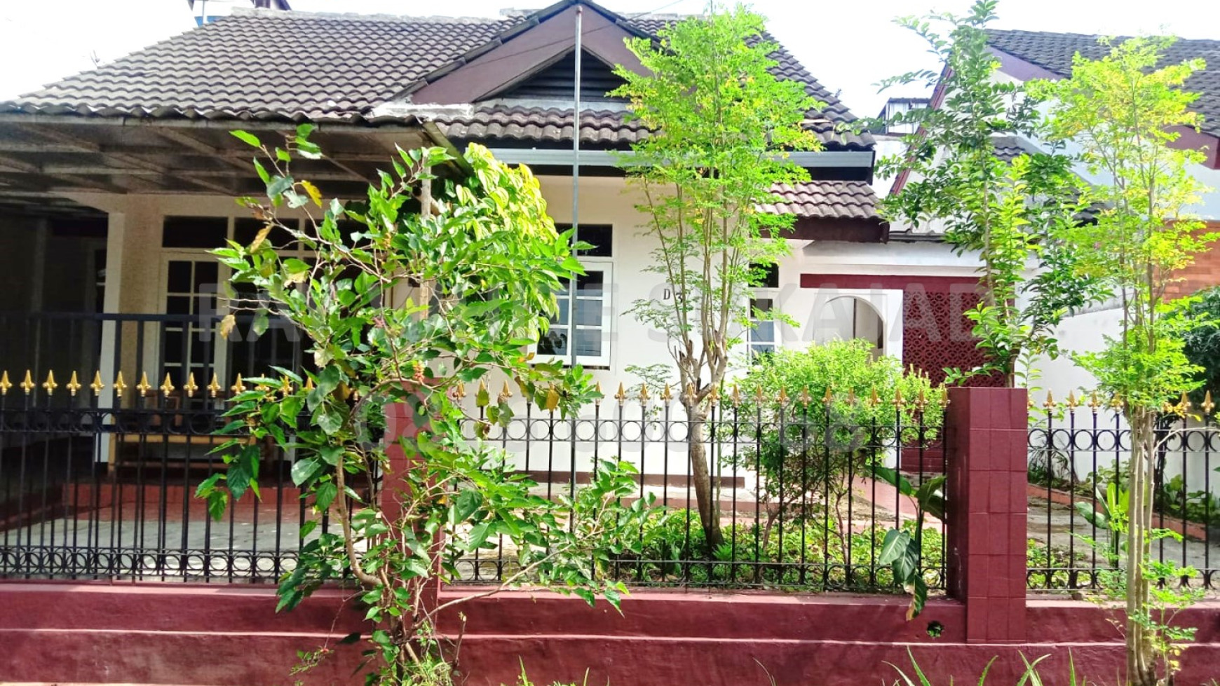 Dijual Rumah Asri Nyaman Di Griya Pesantren Indah