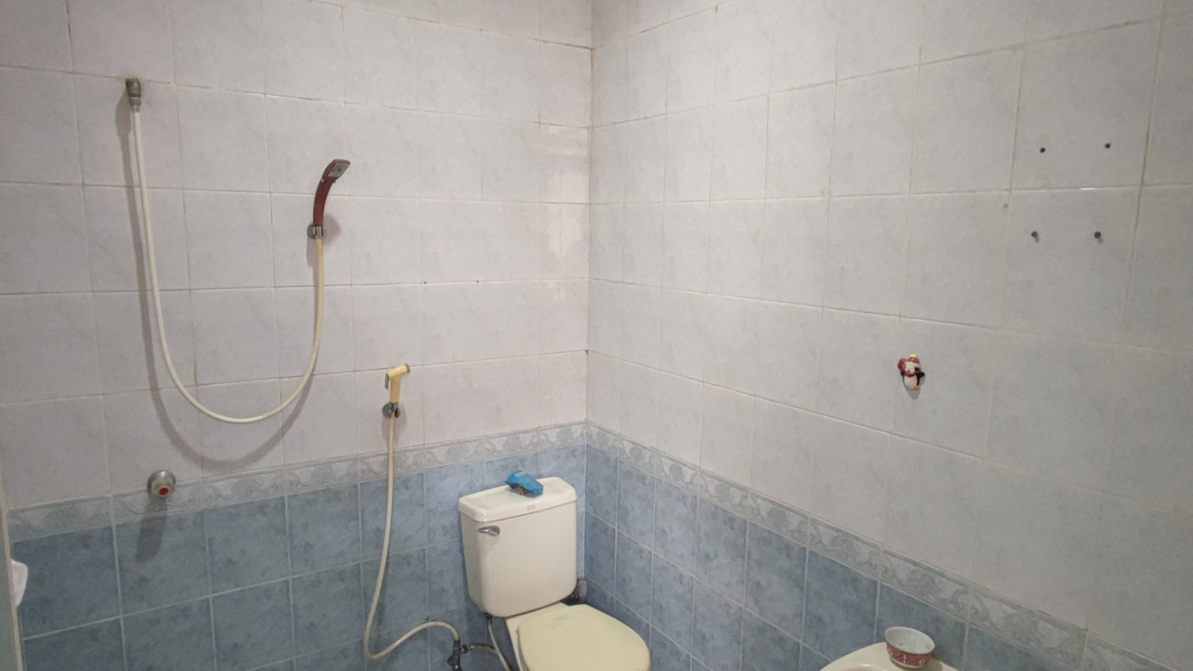Hot Price. Rumah Bagus Di Villa Melati Mas, Serpong.