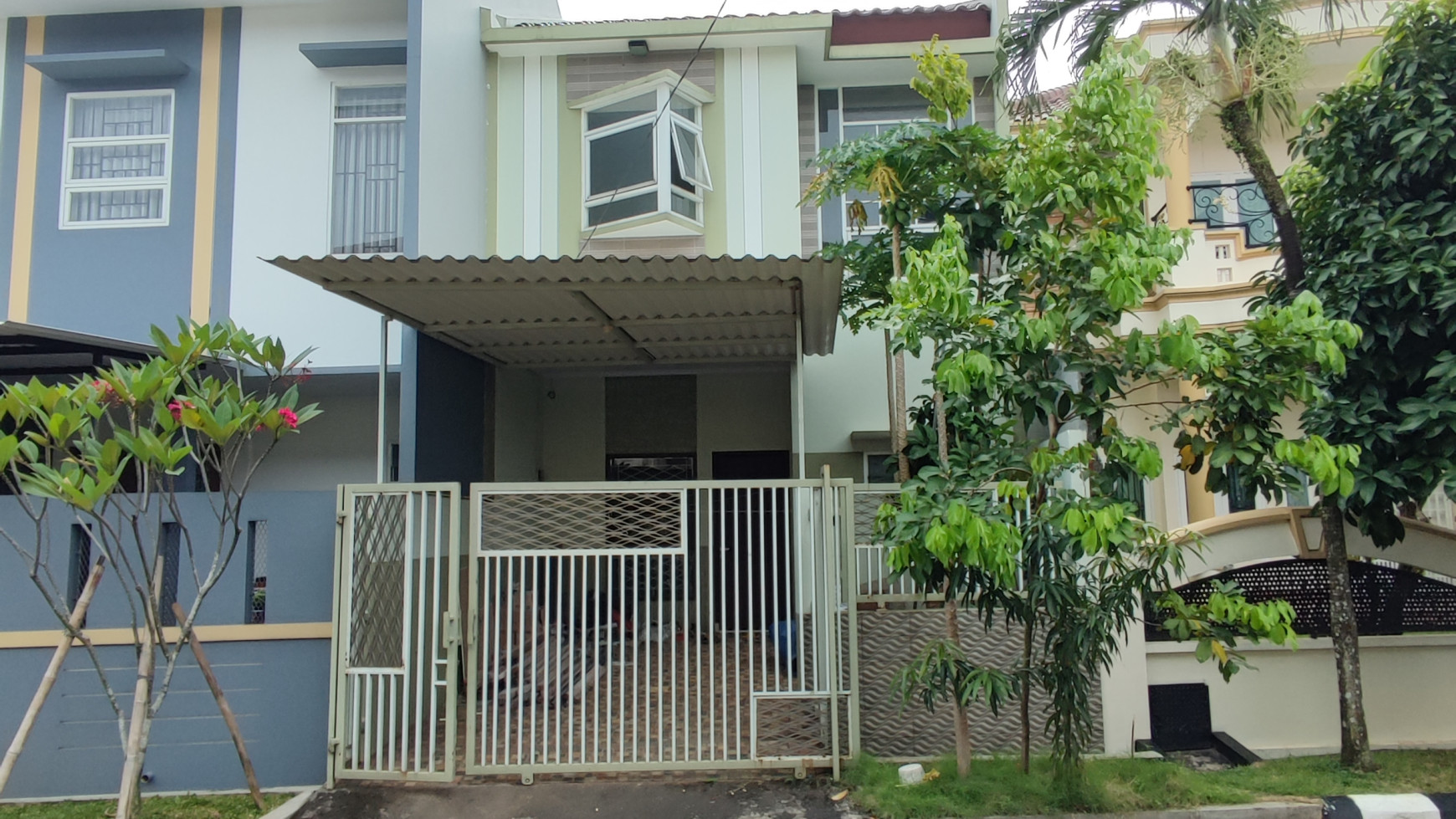 Flash Sale. Rumah Bagus Villa Melati Mas, Serpong
