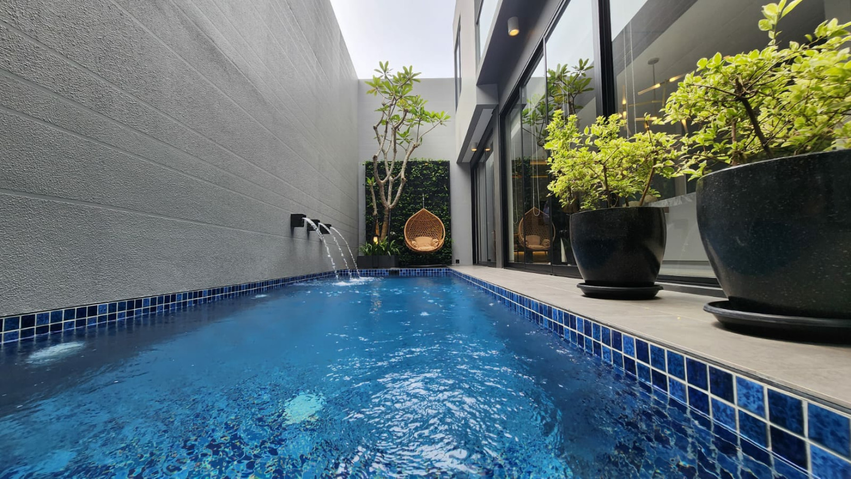 Dijual Rumah Baru Pelican Hill Citraland Surabaya Barat- New SMART Home Teknologi + PRIVATE Swimming Pool