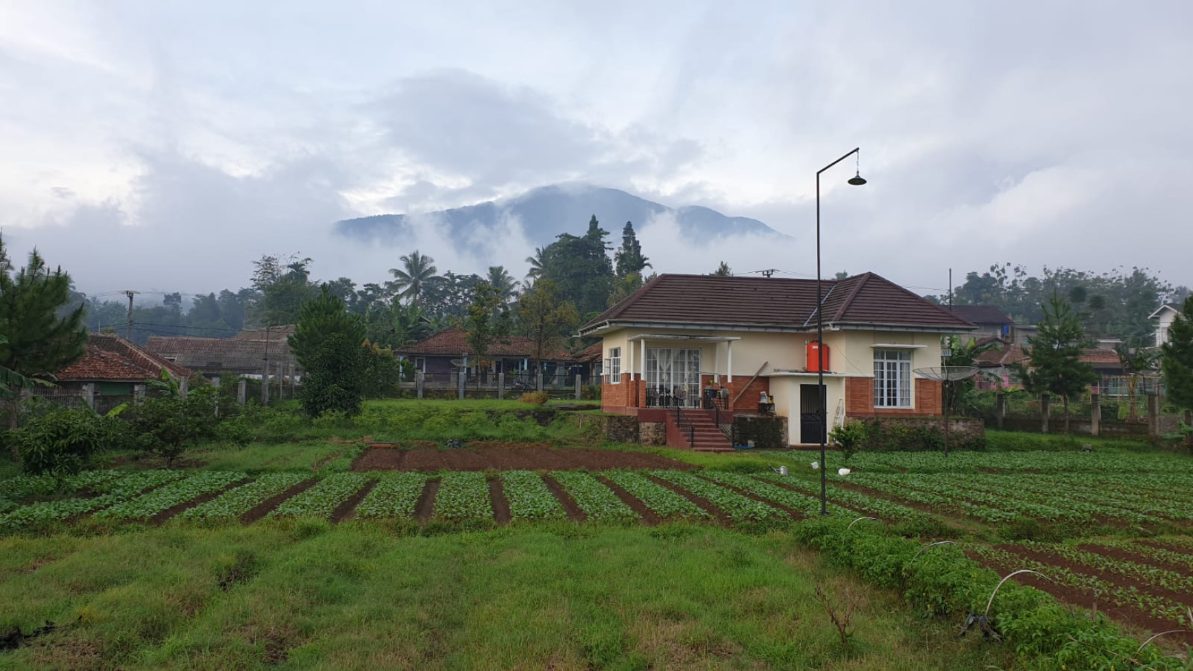 Kavling Luas dan terdapat Bangunan Rumah @Kp. Cikanati, Cidahu, Sukabumi