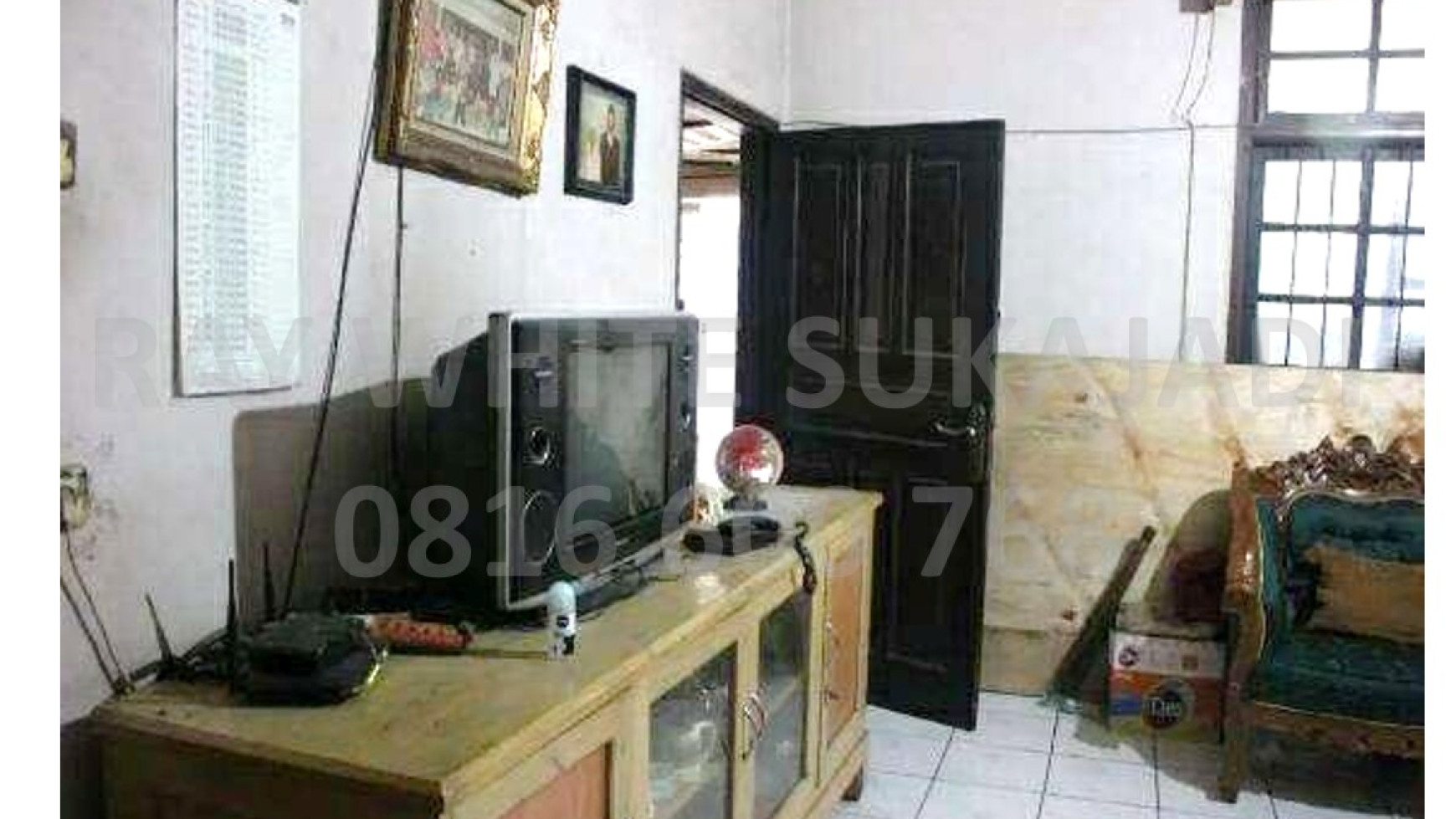 Dijual RUMAH di mainroad Kopo Bihbul