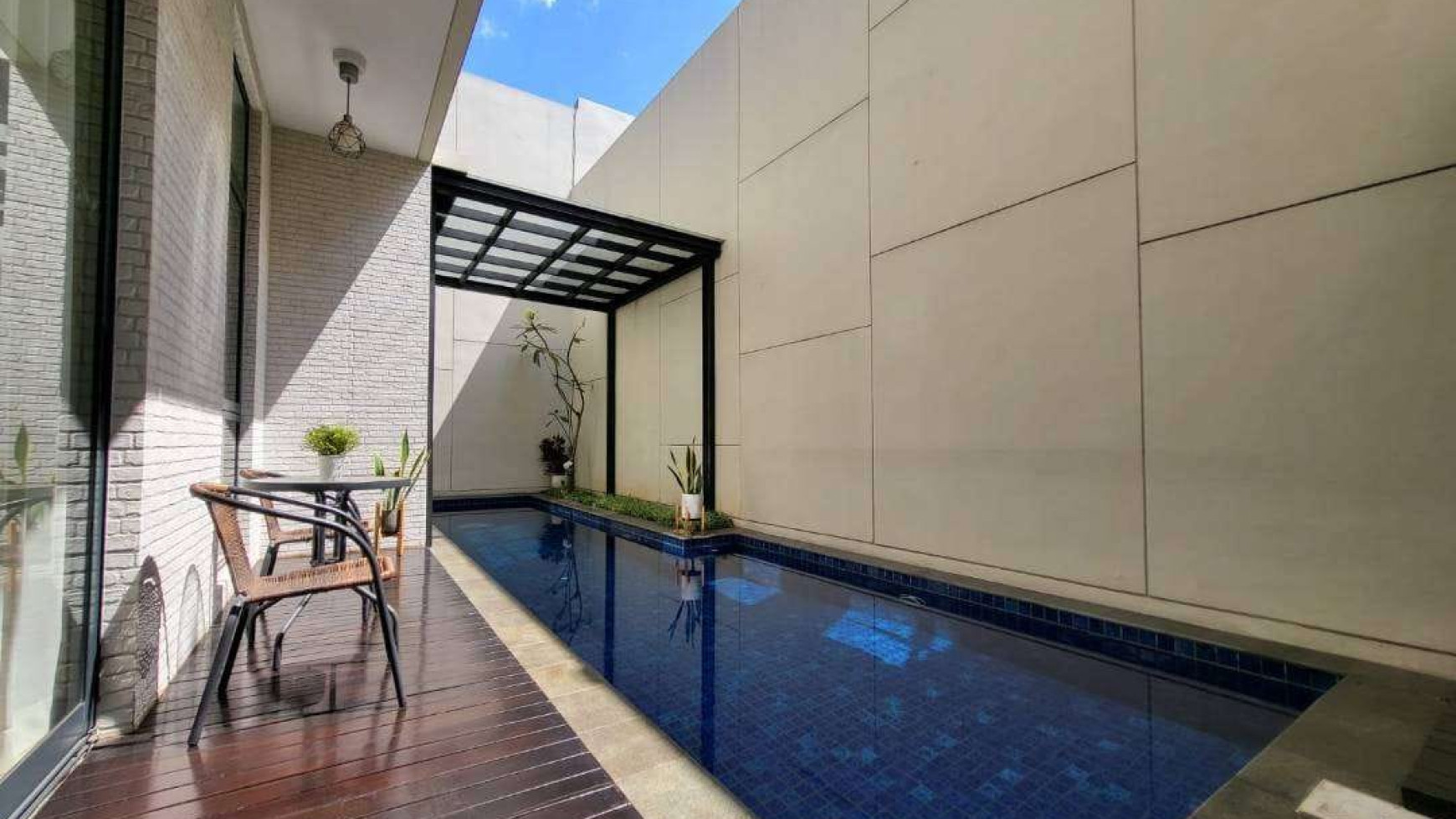 JARANG ADA Rumah di LANCEWOOD NAVAPARK BSD City, dengan swimming Pool