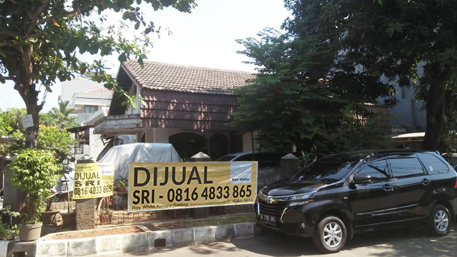 Rumah Hoek Dijual Gading Elok Utara, Luas 17x18m2