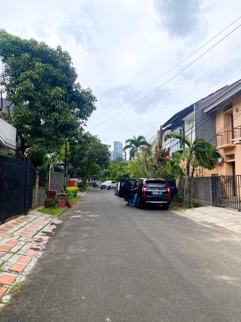 Rumah di Bintaro Jaya Sektor 9. 2 Lantai, Brand New, Lokasi Strategis 