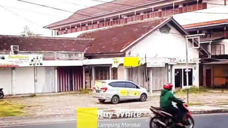 Tanah murah dan strategis dijalan Hasannudin Teluk betung samping sekolah Xaverius