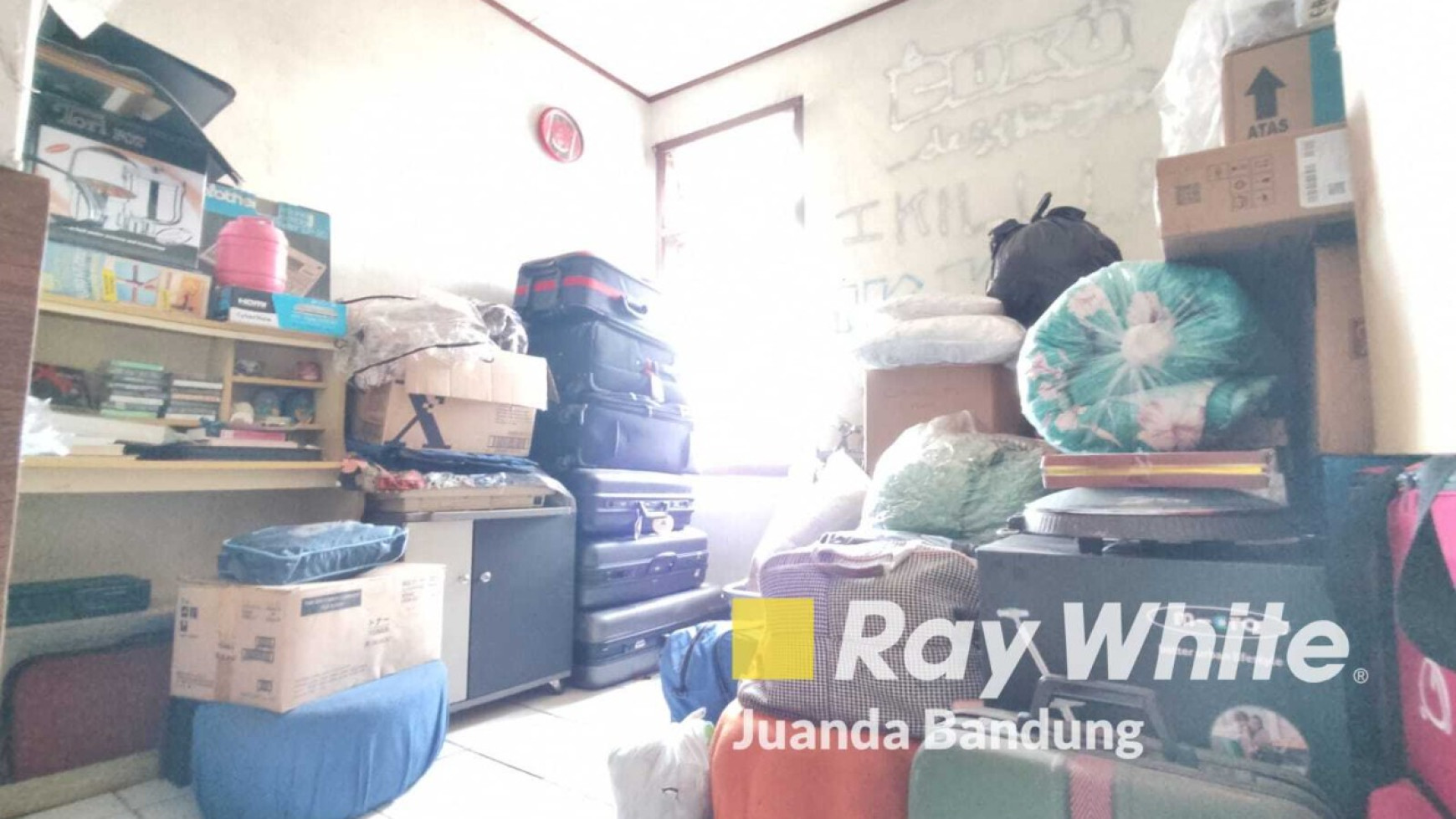 Rumah Nyaman Strategis di Jl Mars , Sayap Soekarno Hatta