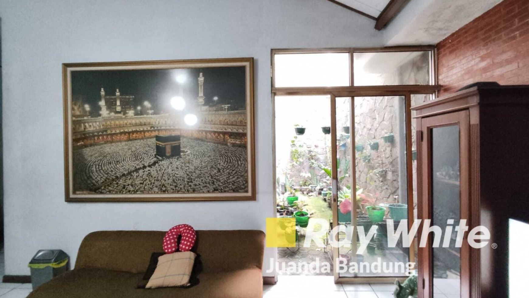 Rumah Nyaman Strategis di Jl Mars , Sayap Soekarno Hatta