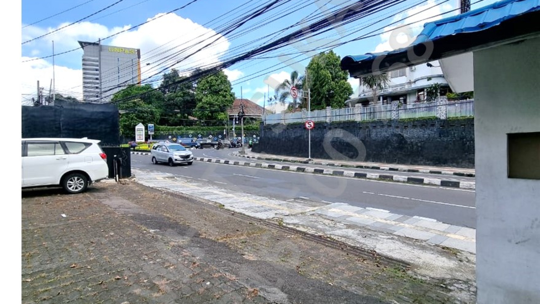 Dijual Ruang Usaha di Mainroad Wastukencana