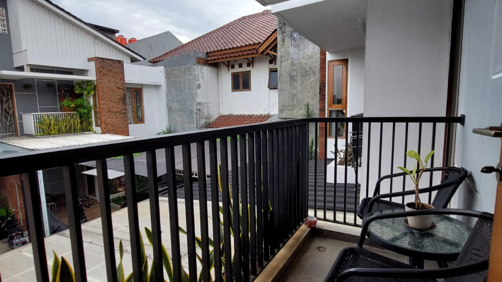 Dijual Joglo TownHouse Kembangan 