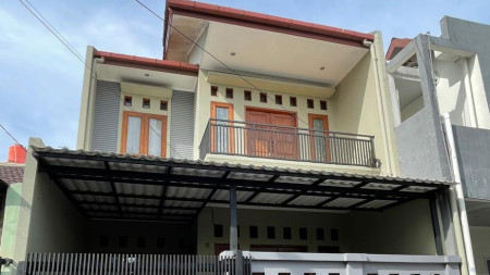 Dijual Rumah di Komplek Abadi 