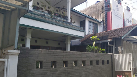 Rumah Lux Terawat di Sayap Sukajadi, Bandung Kota