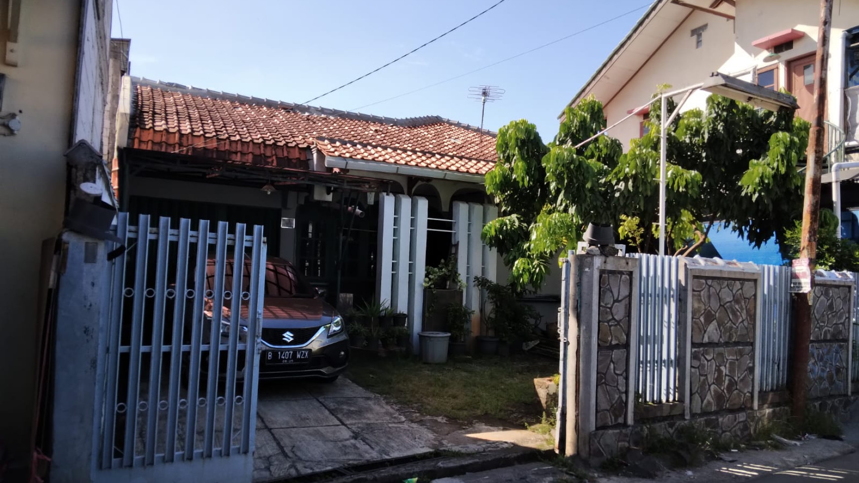 Rumah Hitung Tanah Di Jl Masjid Al Abror Pondok Aren Tangerang Selatan