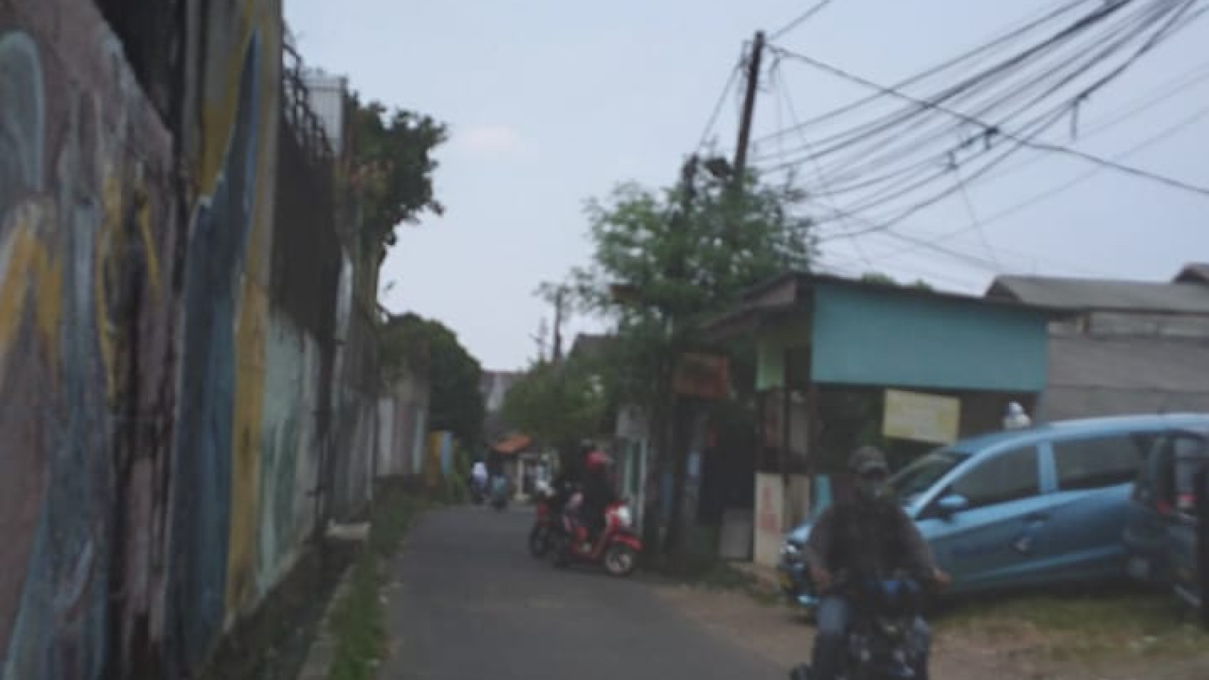 Rumah Bagus DI Jl H Khacit Rengas Bintaro Jakarta Selatan.