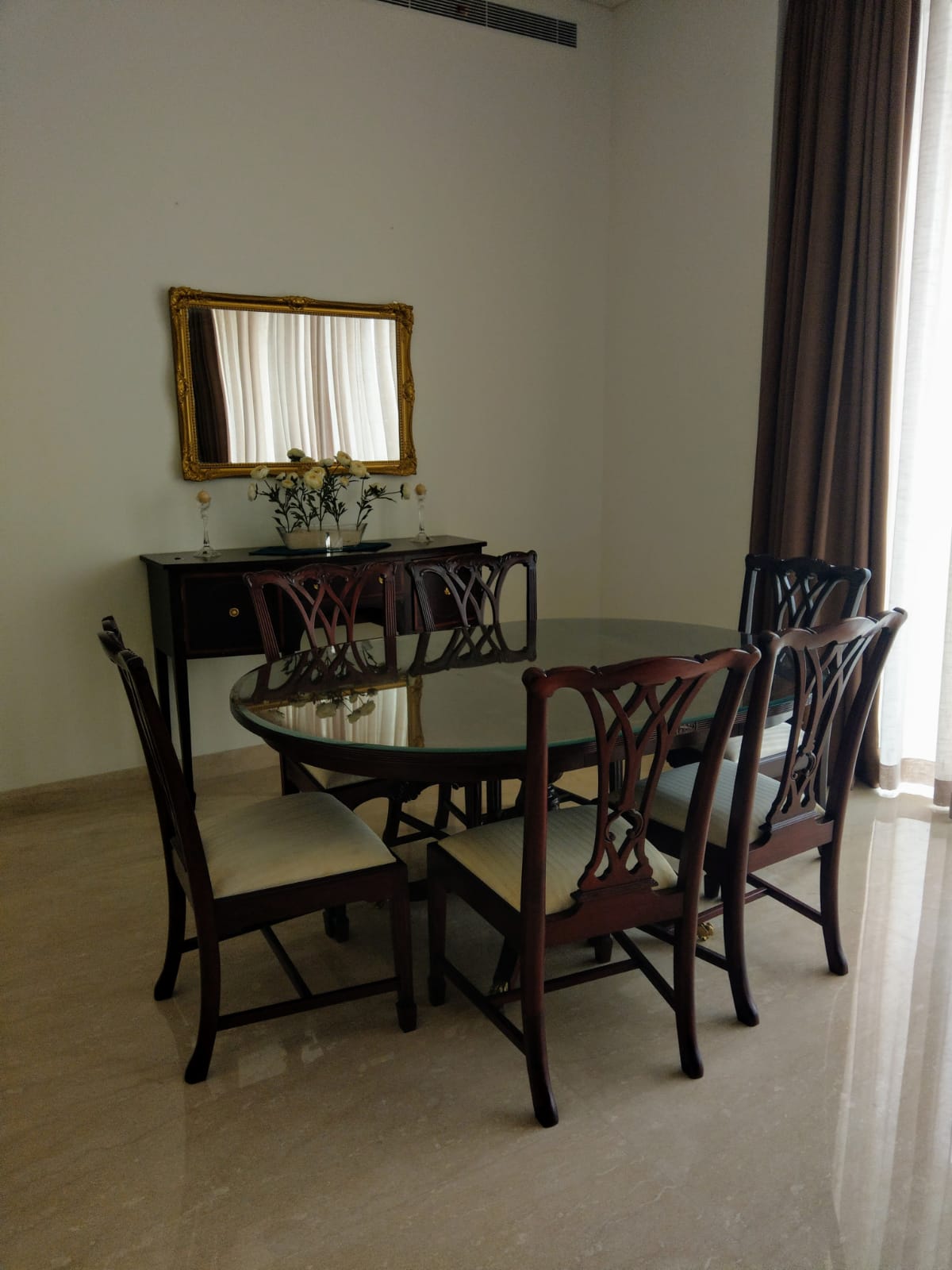 apartment pakubuwono Spring dijual.