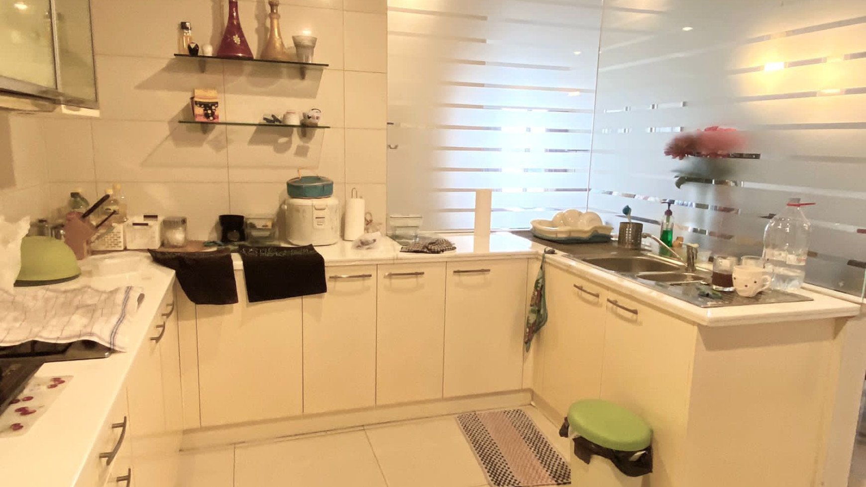 Disewakan apartemen Somerset Berlian 3 Br Permata Hijau