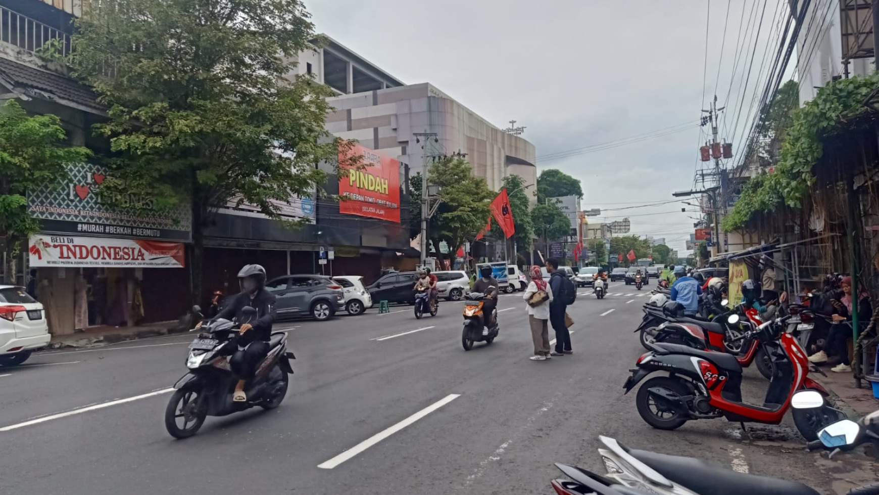 Ruko di Pusat Bisnis Jl.Urip Sumoharjo, Kodya Yogyakarta