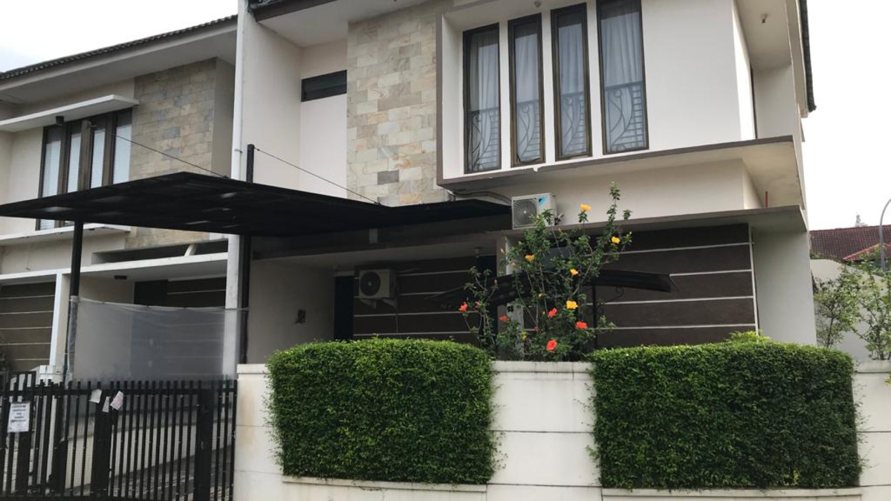 Best Offer. Rumah Kencana Loka BSD. Harga Terbaik..