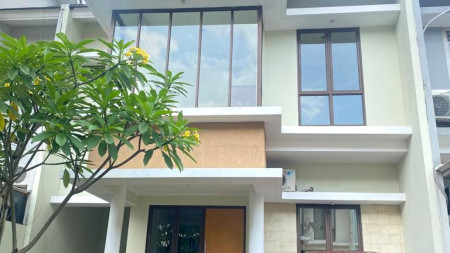 Rumah Bagus Di Discovery Cielo, Bintaro Jaya Sektor 9