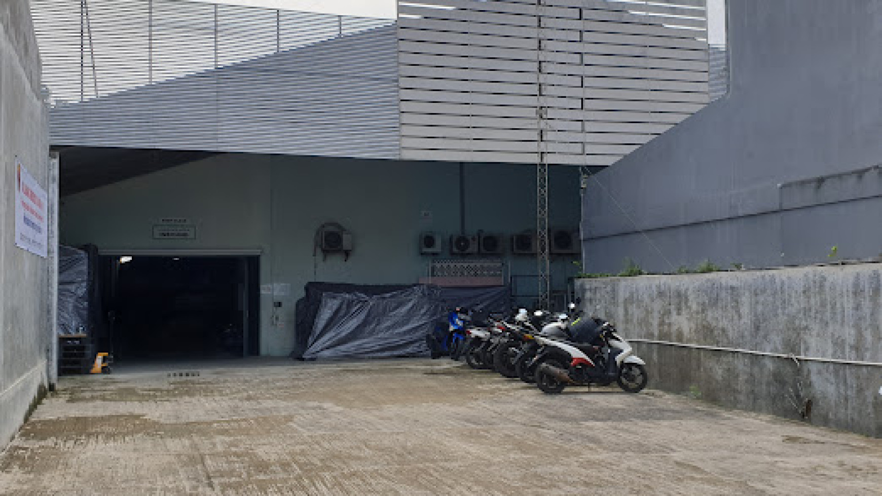 Gedung siap pakai di serpong