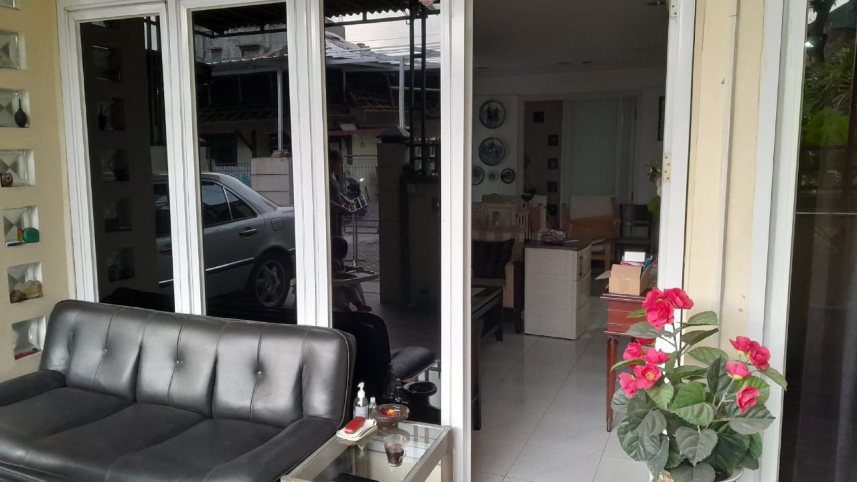 Dijual murah rumah hunian di JL. Palem Taman Cibodas Tangerang 