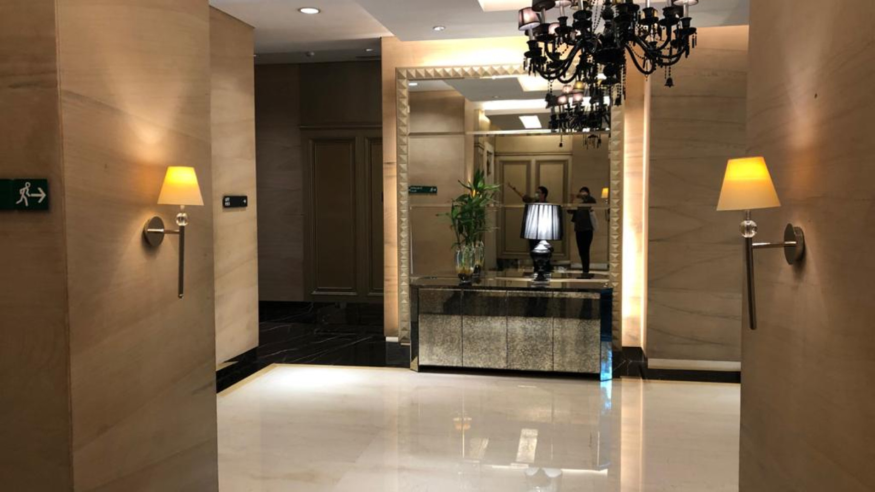 Apartement kemang village with private lift