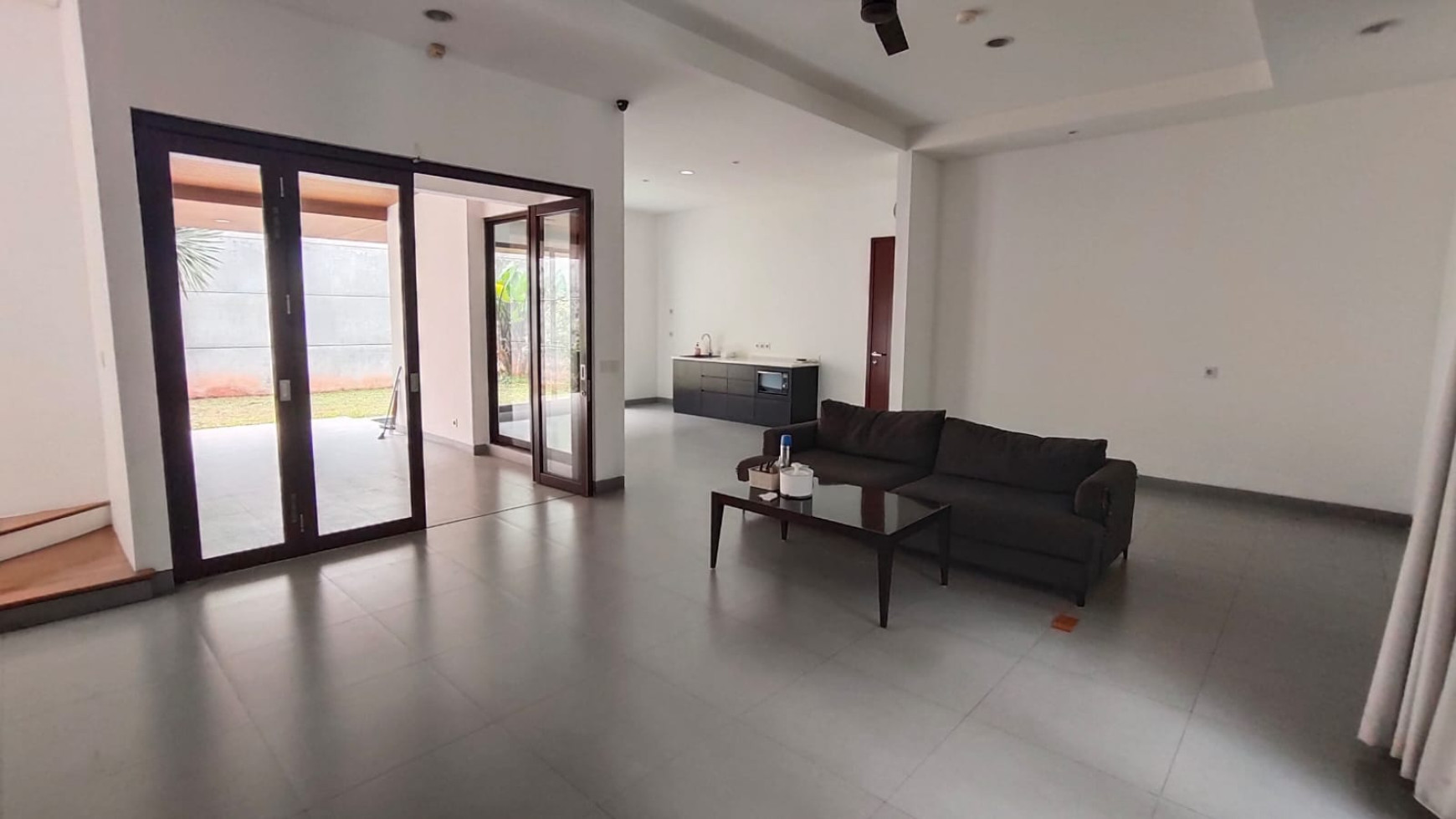 De Park Heliconia BSD CITY, Minimalis Monochrome