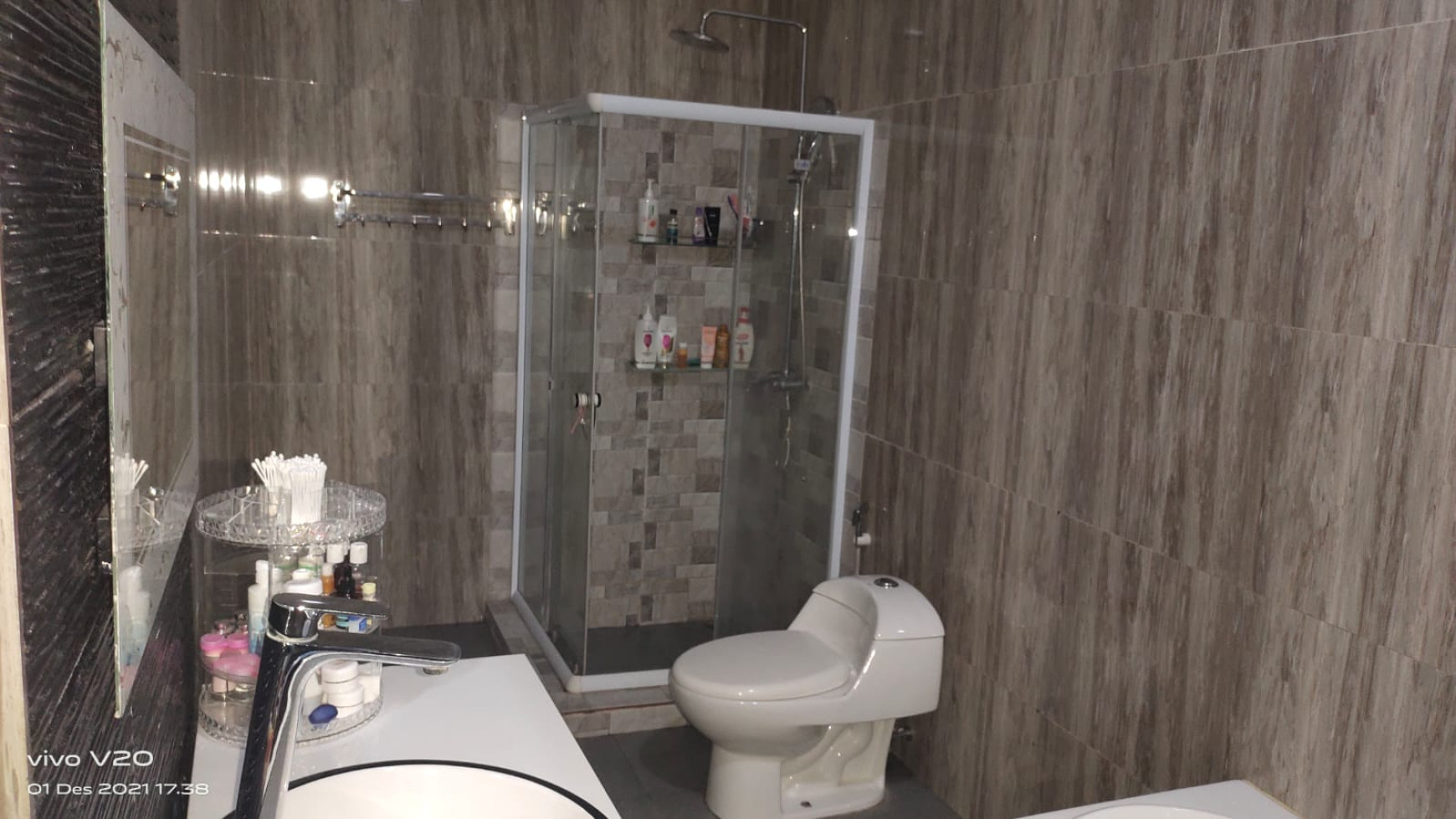 Rumah Modern Minimalis 4 Kamar Di Graha Laras Sentul Jawa Barat