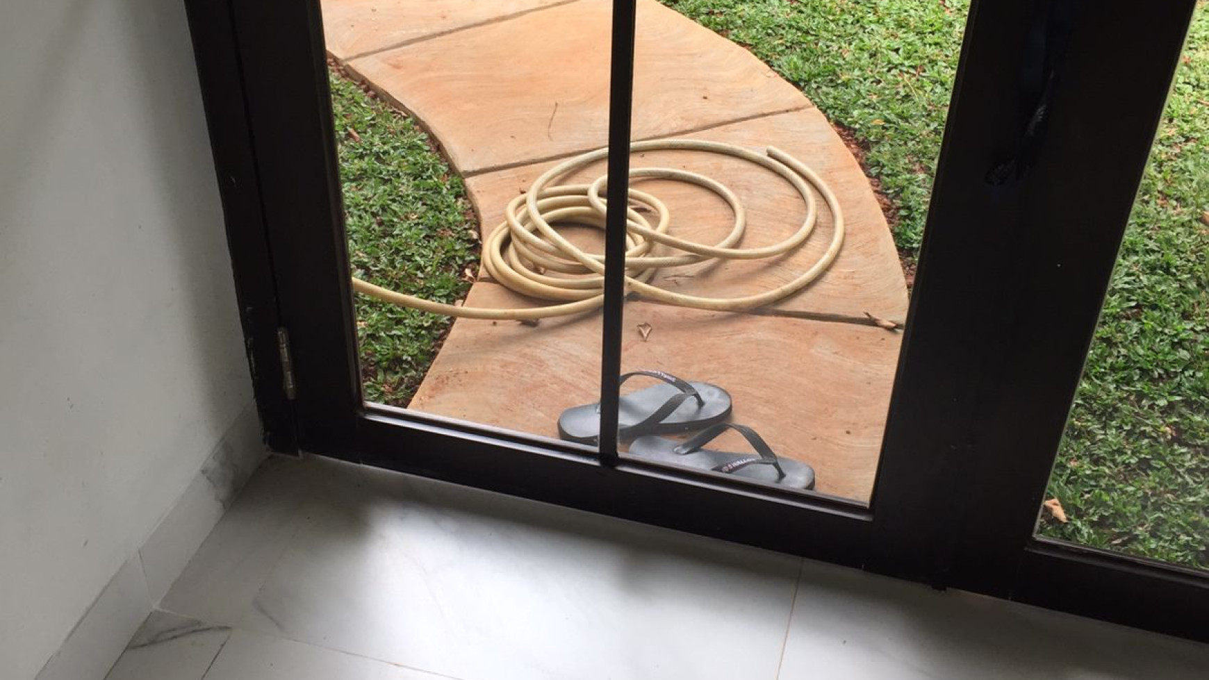 Rumah Bagus, Rapih Siap Huni di Bintaro Sektor 9