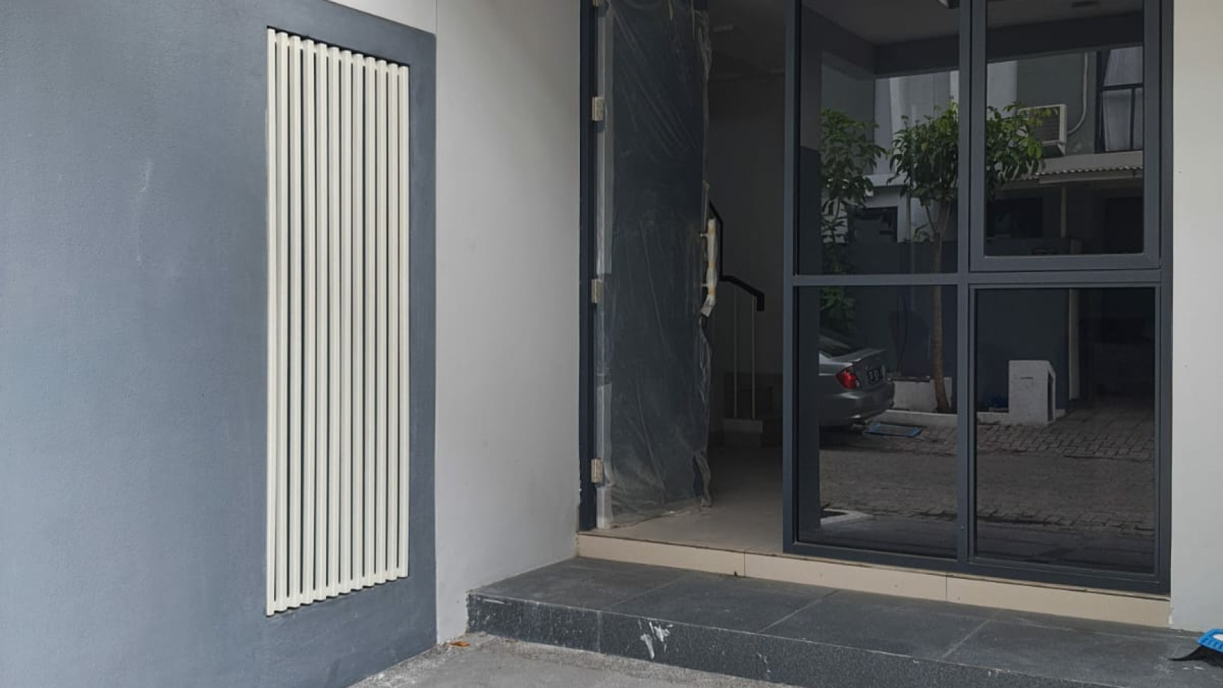 Dijual Rumah Baru Royal Residence Serenade Wiyung Surabaya- 3 K.Tidur - 3 Lantai - SHM