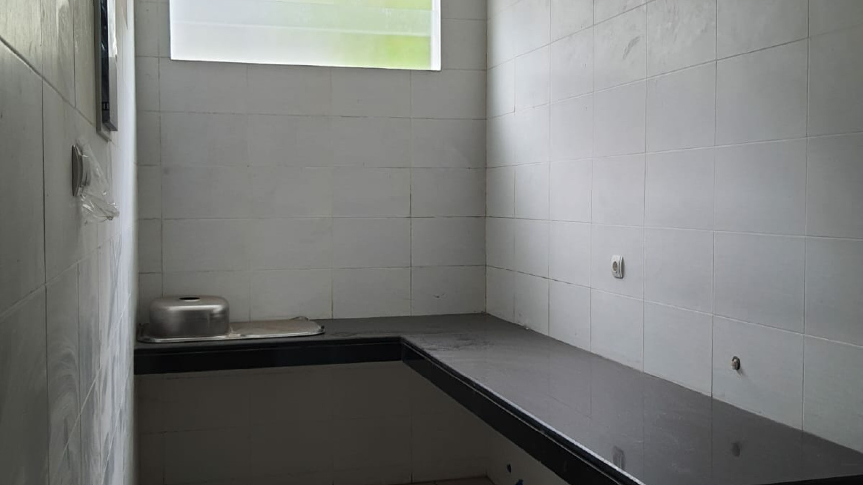 Dijual Rumah Baru Royal Residence Serenade Wiyung Surabaya- 3 K.Tidur - 3 Lantai - SHM