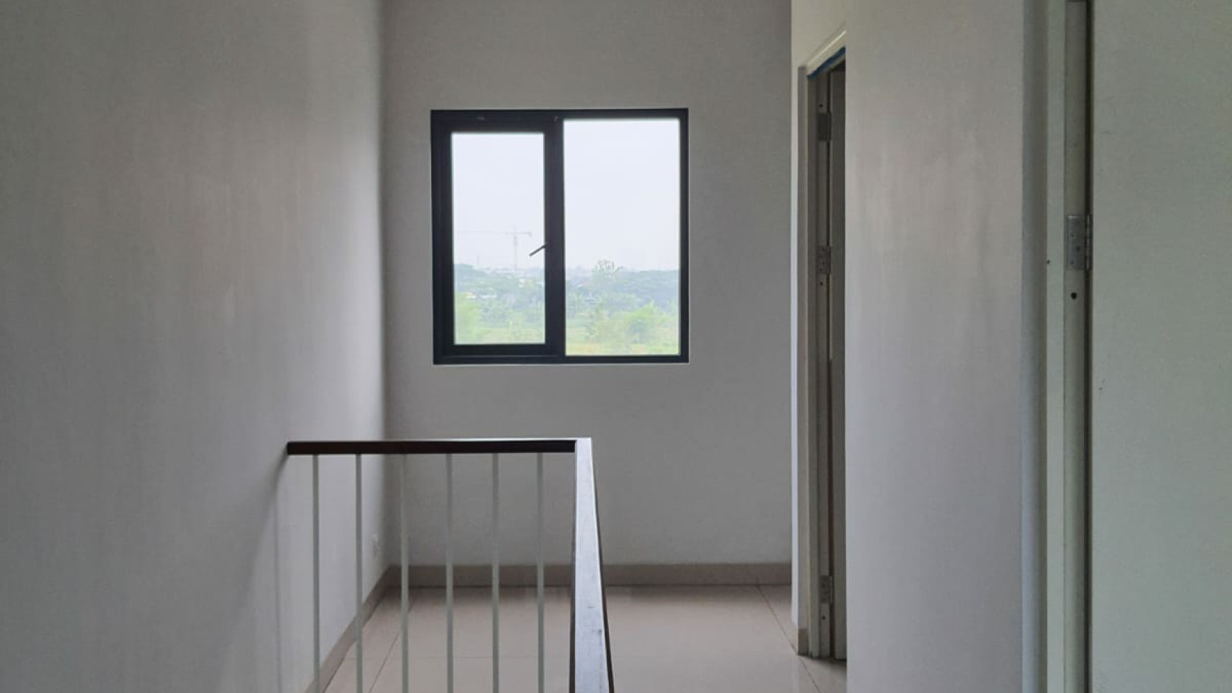 Dijual Rumah Baru Royal Residence Serenade Wiyung Surabaya- 3 K.Tidur - 3 Lantai - SHM