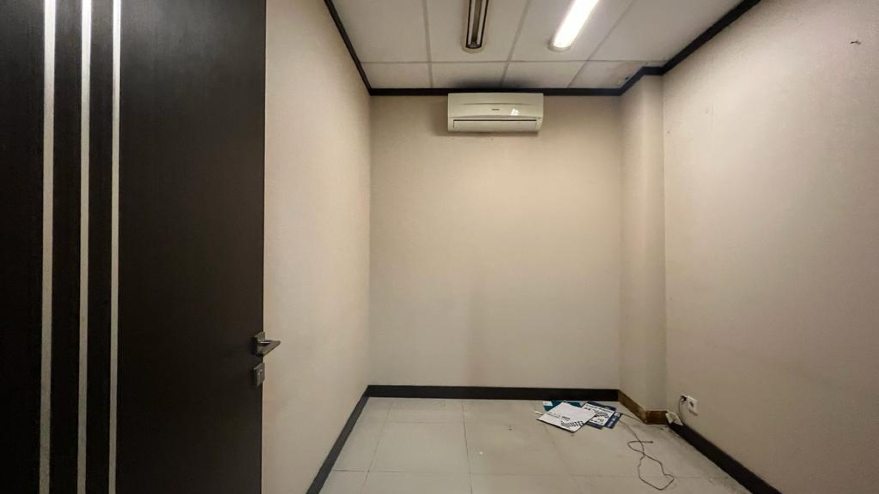 Dijual Ruko gandeng dengan lokasi strategis di Karawaci Office Park (Pinangsia) Lippo Karawaci utara
