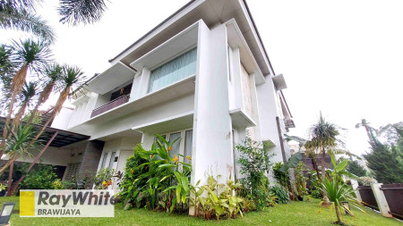 RUMAH DI VILA CINERE MAS, VIEW TAMAN, LOKASI TENANG