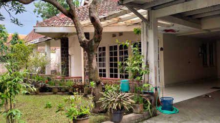 Rumah Mainroad Heritage di Sayap Dago, Bandung Kota